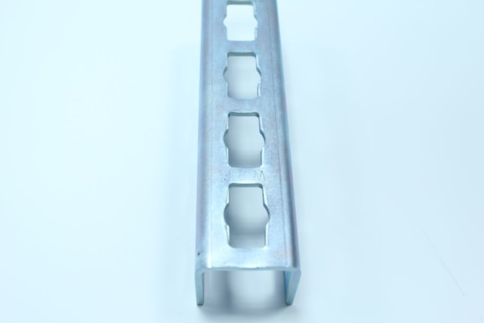 Montageschiene 41x21